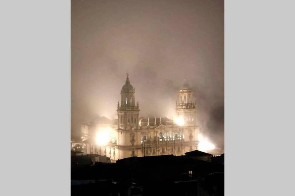 Ferienwohnung Atico Singular En El Centro Historico. Jaén Exterior foto